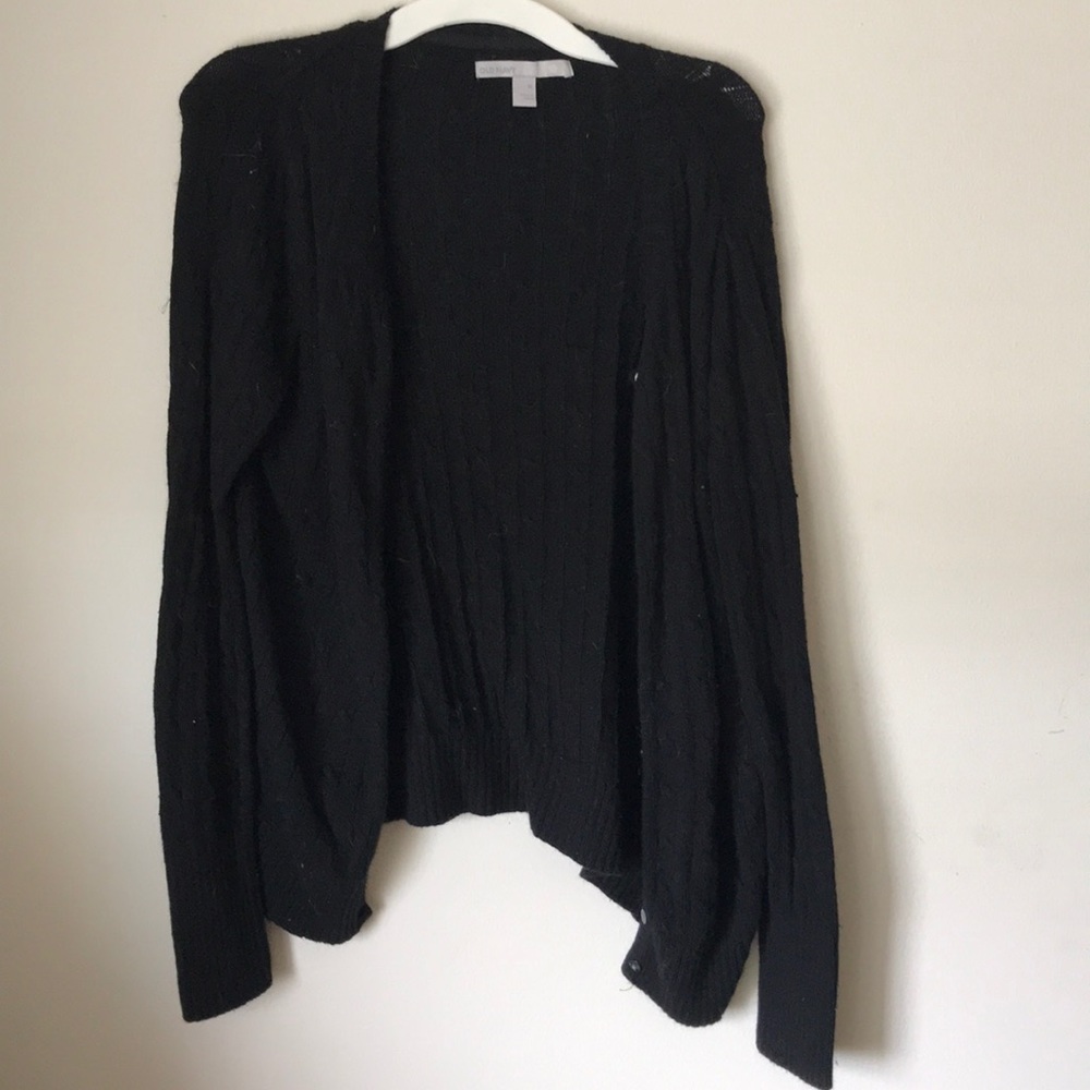 Black old navy sweater